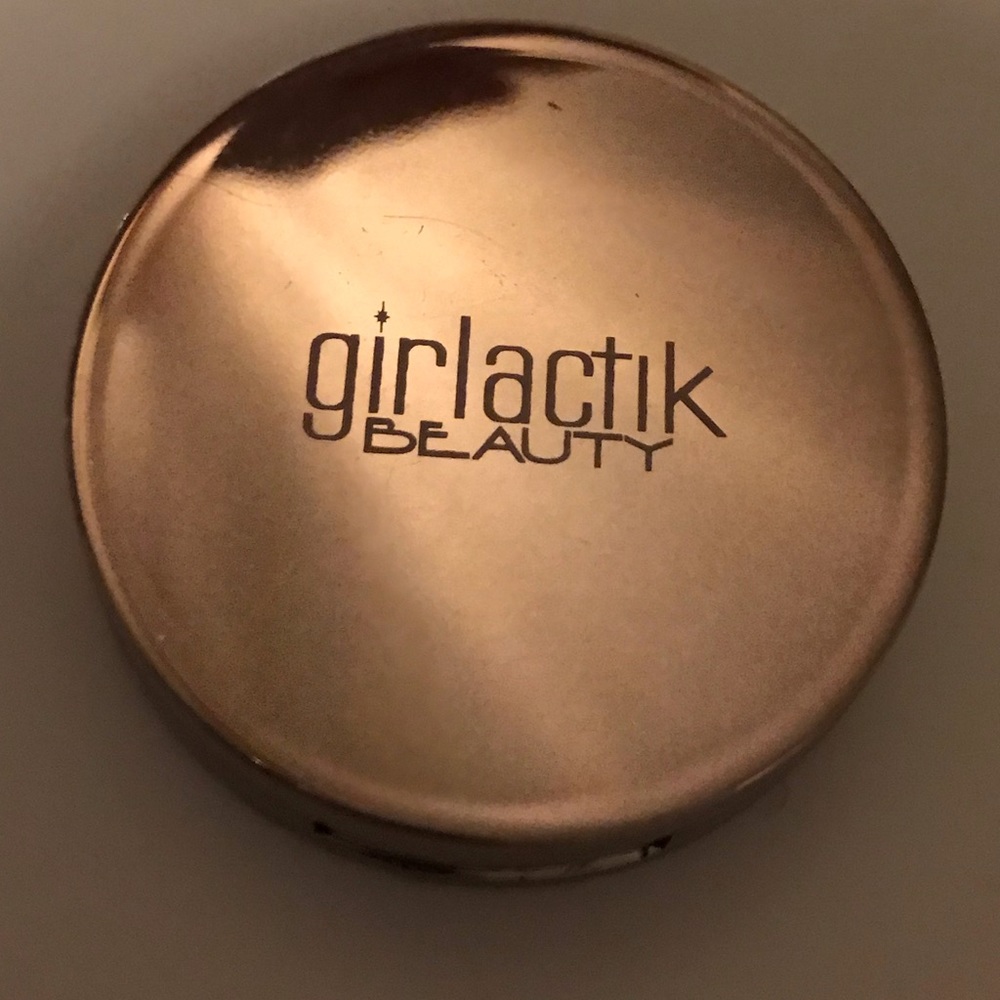 Girlactik Beauty Eyeshadow Base